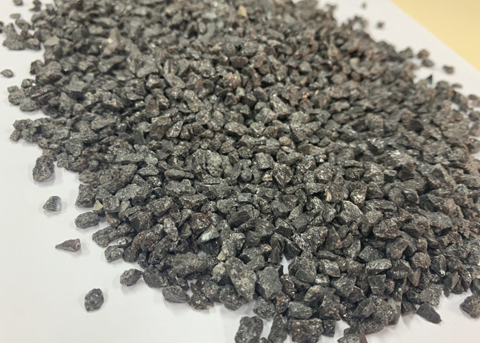 研摩材料に砂を吹き付ける適当な硬度のブラウンによって溶かされる酸化アルミニウムF46 F60