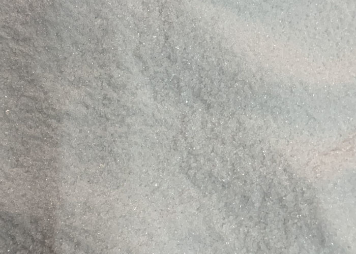 高性能の白いアルミナのサンドブラスティングの砂の屑の高温抵抗力がある